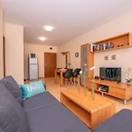 Appartamento Elit 4 *