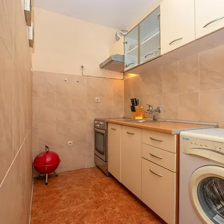 Elit 4 Apartments Сонячний Берег