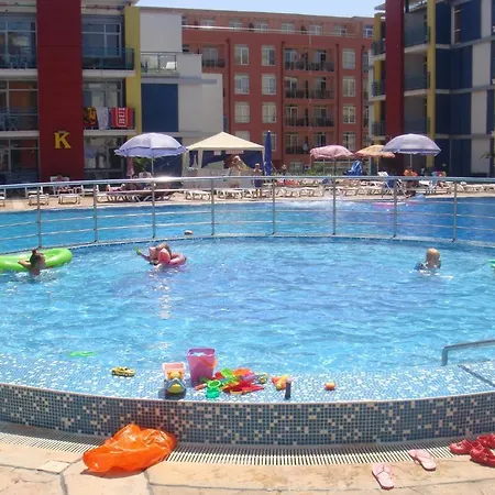 Elit 4 * Napospart