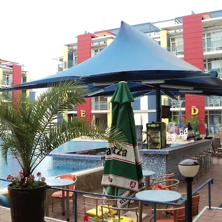 Elit 4 * Napospart