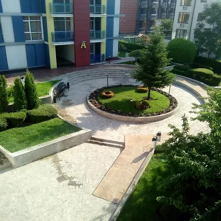 Апартаменти Elit 4 Apartments Сонячний Берег