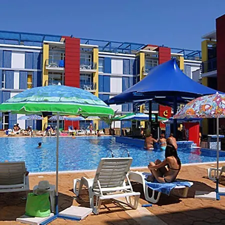 Elit 4 * Napospart