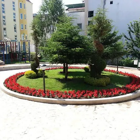 Апартаменти Elit 4 Apartments *